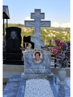 Резной памятник №4 с фото — ritualum.ru