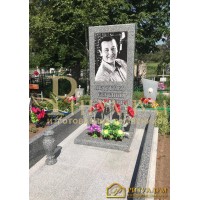 Памятники на могилу для врача в Краснодаре