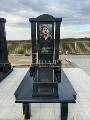 Памятник военному №0017 — ritualum.ru